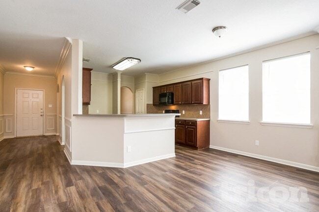 Photo - 32331 Hunter Park Ct