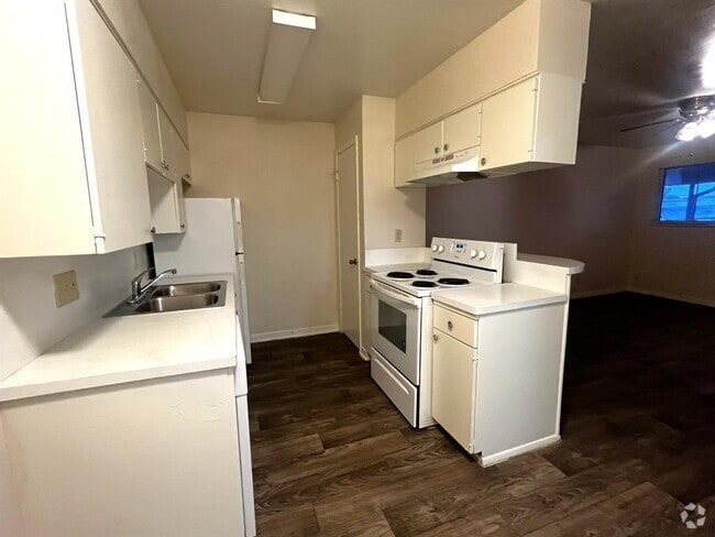 Building Photo - 1037 E 44th St Unit 102 Rental