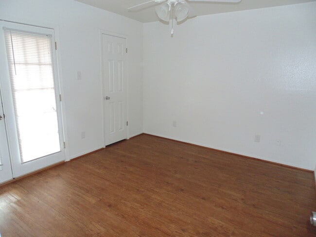Photo - Charming 2-Bedroom Duplex in a Prime Location! Unidad B