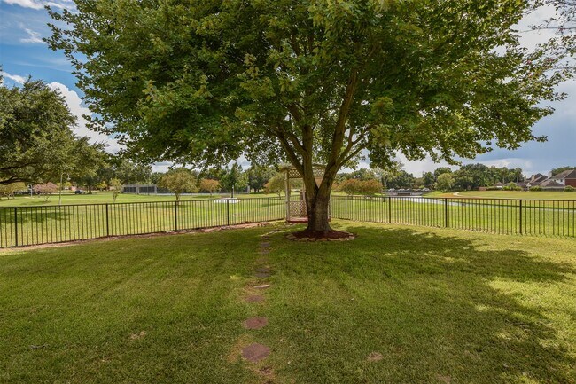 Building Photo - 314 Spencers Glen Dr
