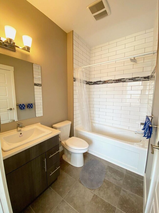 Photo - 2 bedroom in Kitimat BC V8C 2N9