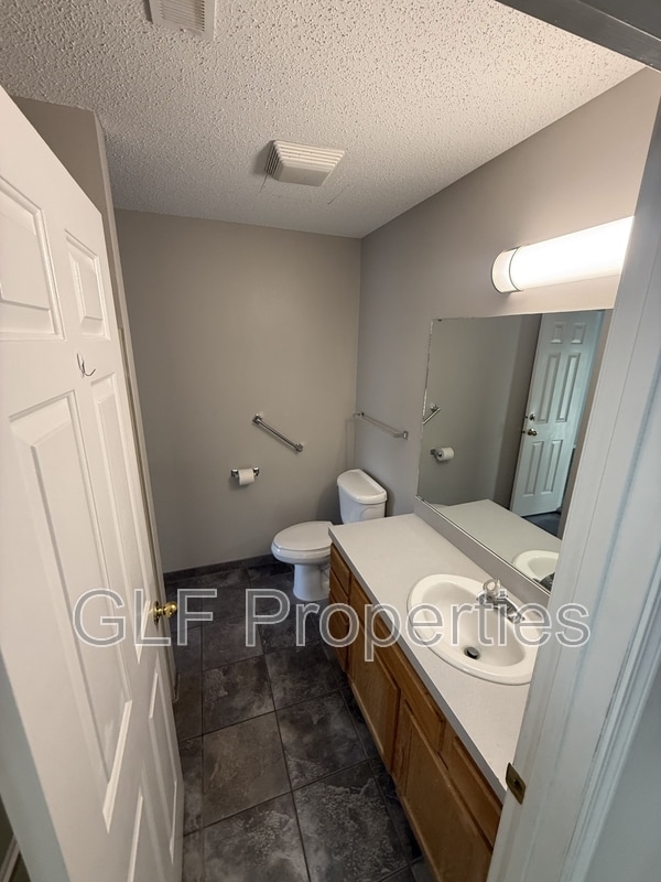 Photo - 1708 Prairie Ave