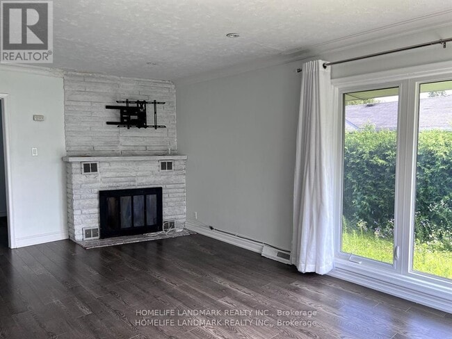 Photo - 59 Elizabeth Cres S