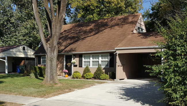 Front of home - 842 Bricker Blvd Apartment Unit 842