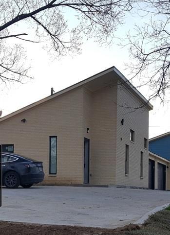 Photo - 511 Oakwood Ln