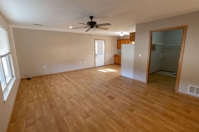 Photo - 1542 Florence Dr