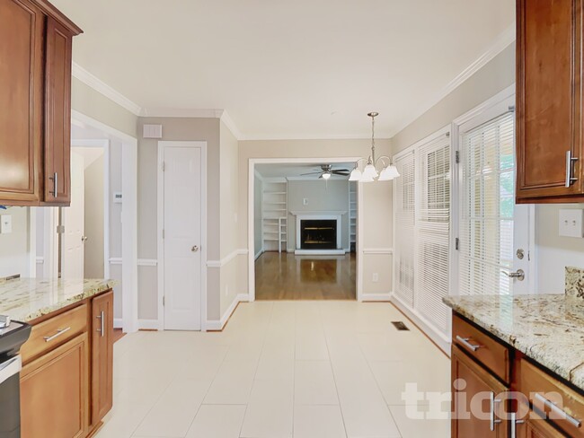 Photo - 3200 Oliver Dr