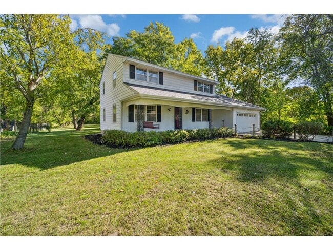 Photo - 10527 Morgan Ave S