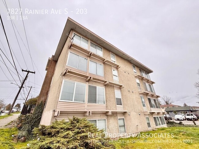 Building Photo - 7827 Rainier Ave S Unit 203