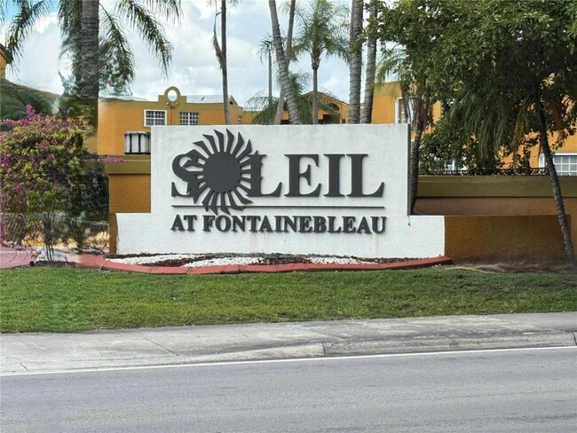 Building Photo - 9725 Fontainebleau Blvd Unit A212