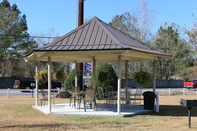 Meadowbrook Apartments