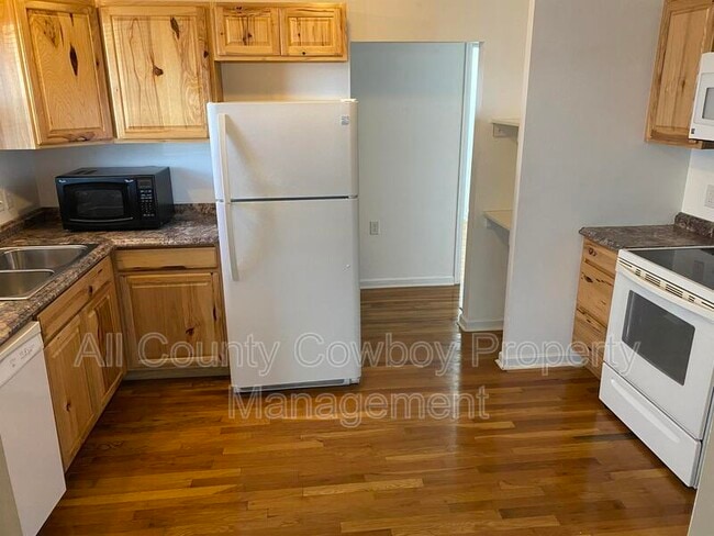 Photo - 1222 Logan Ave