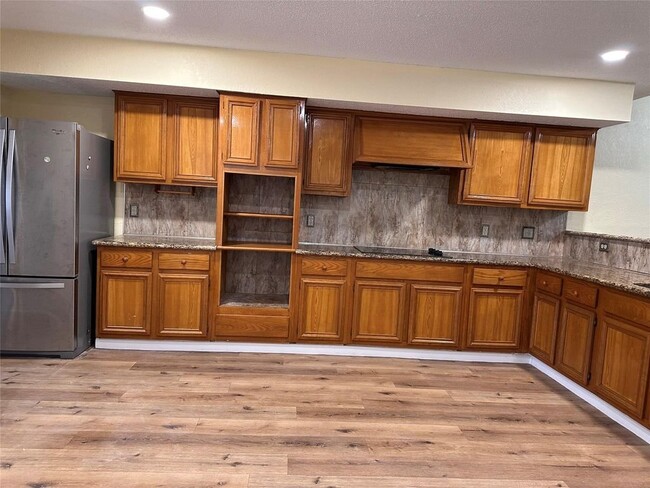 Photo - 3230 Meadway Dr