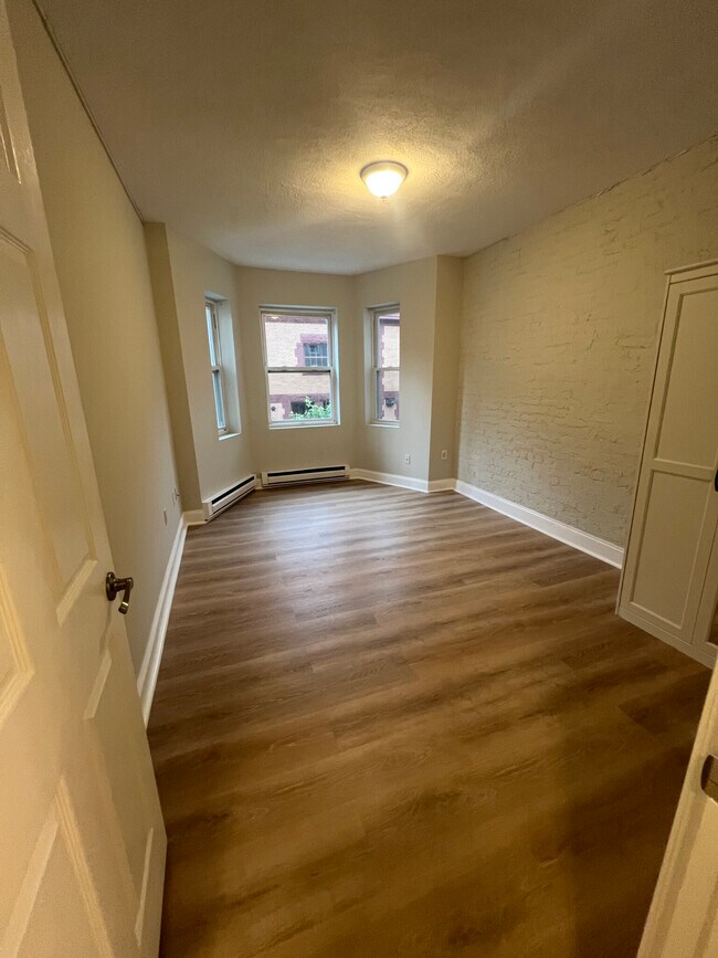 Photo - 20 Saint Germain St Unidad 2