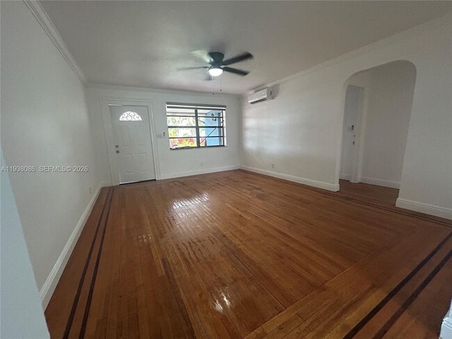 Photo - 1839 Wiley St Unit 1