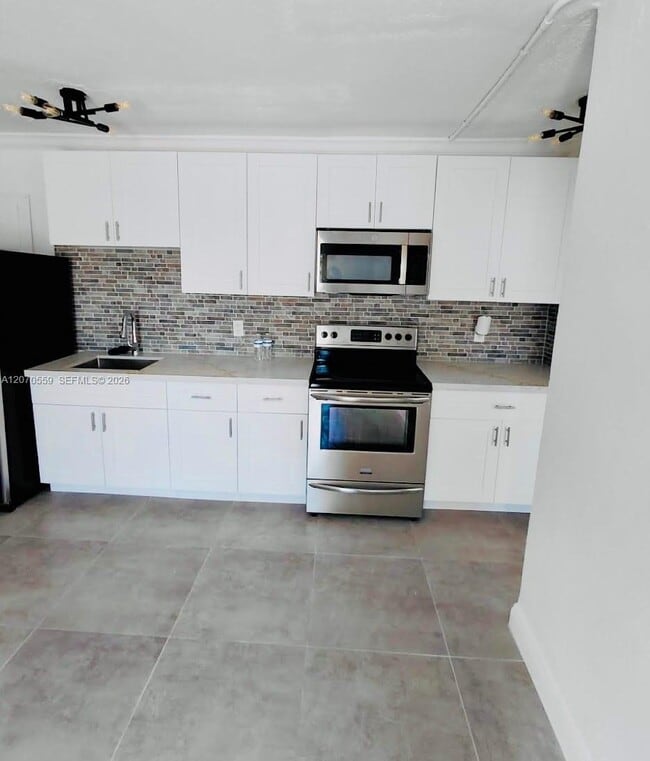 Photo - 308 NW 2nd Ave