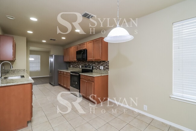 Photo - Gorgeous 4 bedroom brick colonial!