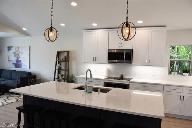 Photo - 803 104th Ave N