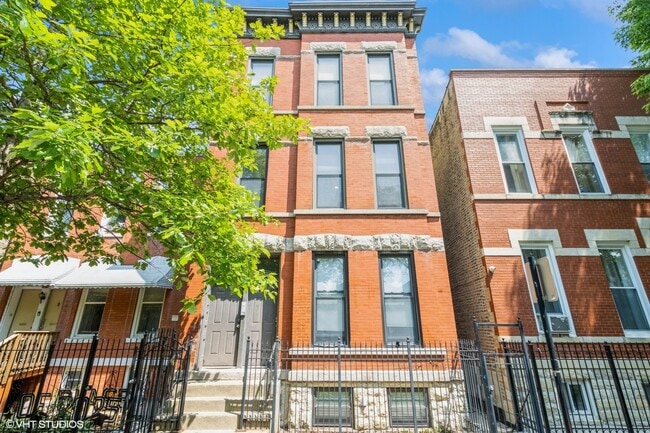 Photo - 1822 W Huron St Condo Unit 2F