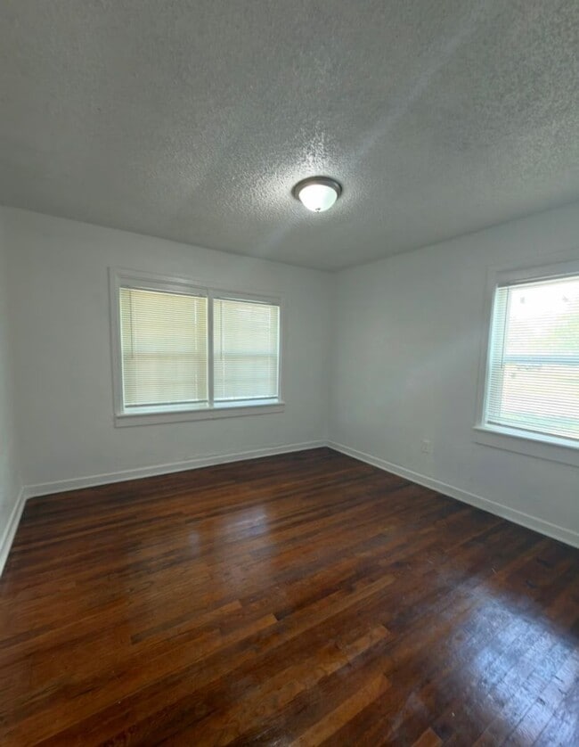 Photo - 2201 23rd St Unit Front