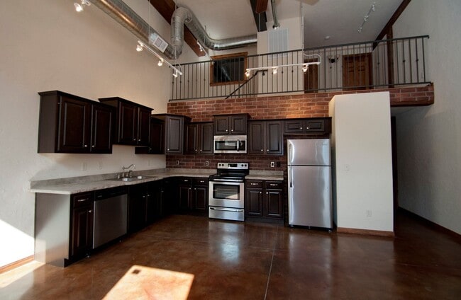 Building Photo - Union Biscuit Warehouse 111 Unit UB 111