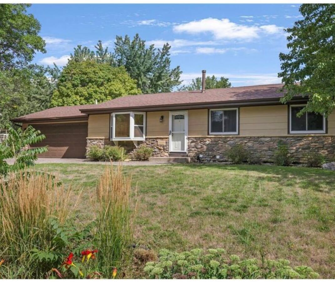 Photo - 5310 Summer St SE