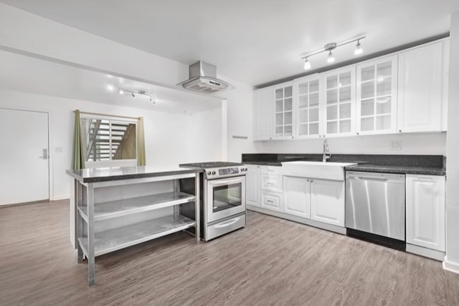 Photo - 510 San Juan Ave