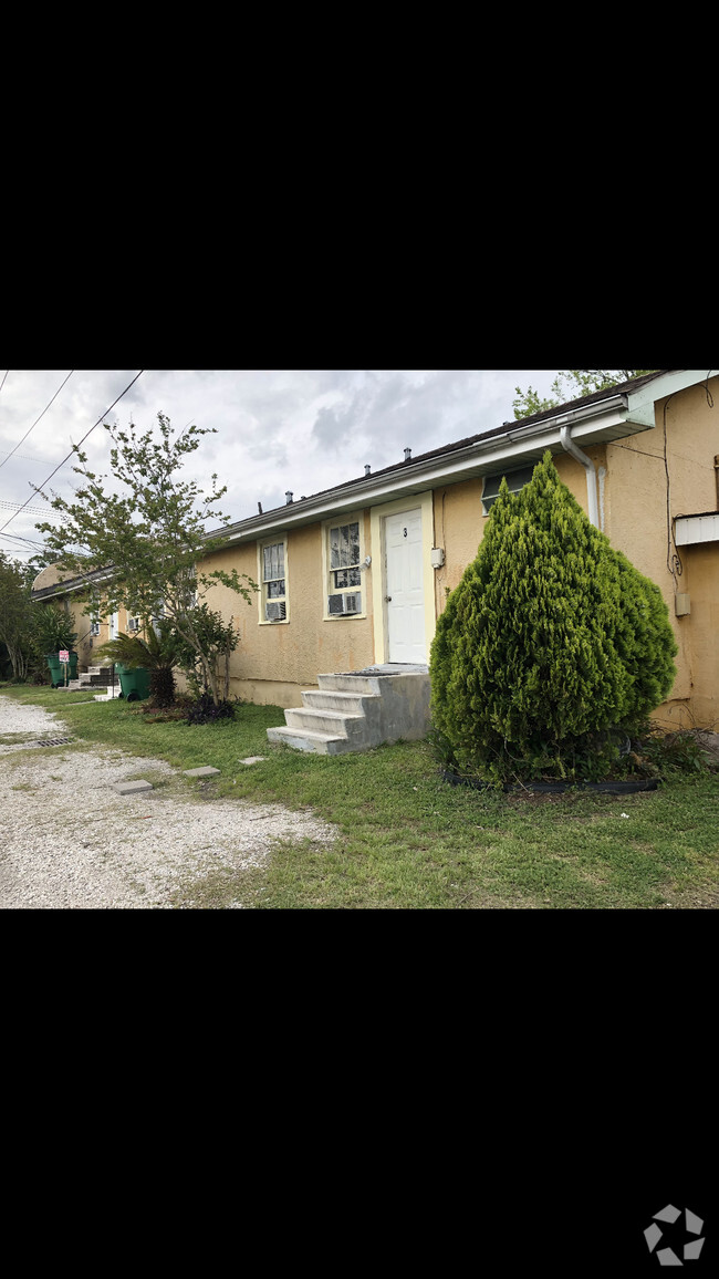 Building Photo - 1071 Ave A Unit 1071 Ave A westwego Rental