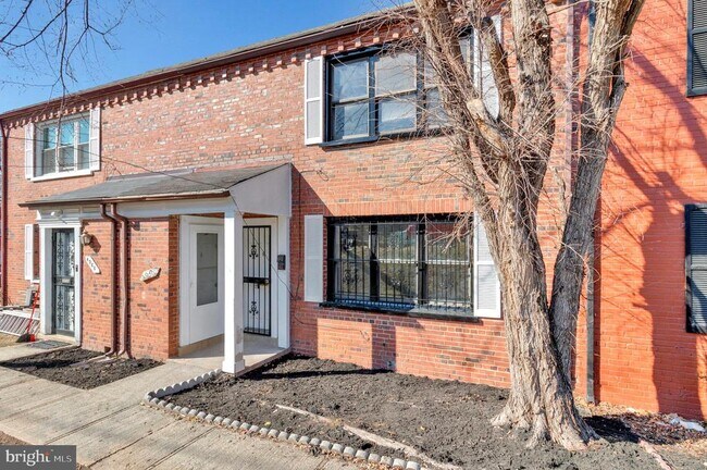 Building Photo - 4970 Just St NE Rental