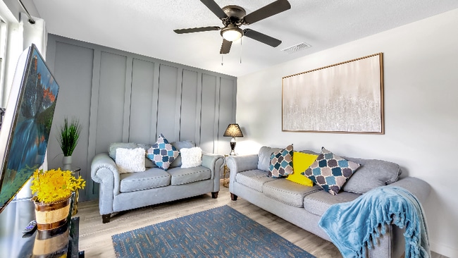 Photo - 1322 Meadow Knoll Dr