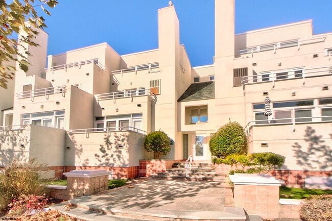 Photo - 7701 Atlantic Ave Unit 8