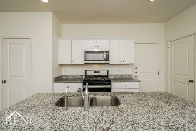 Photo - 5006 Dawn Break