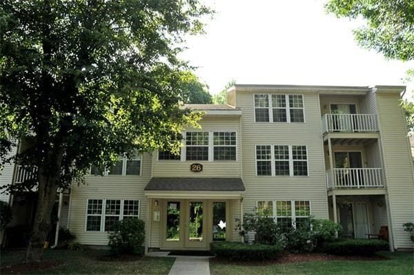 Building Photo - 26 Walden Dr Unit 7