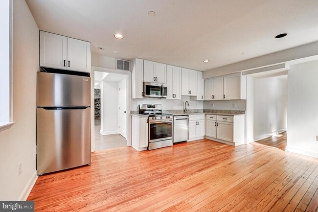 Photo - 804 Oella Ave