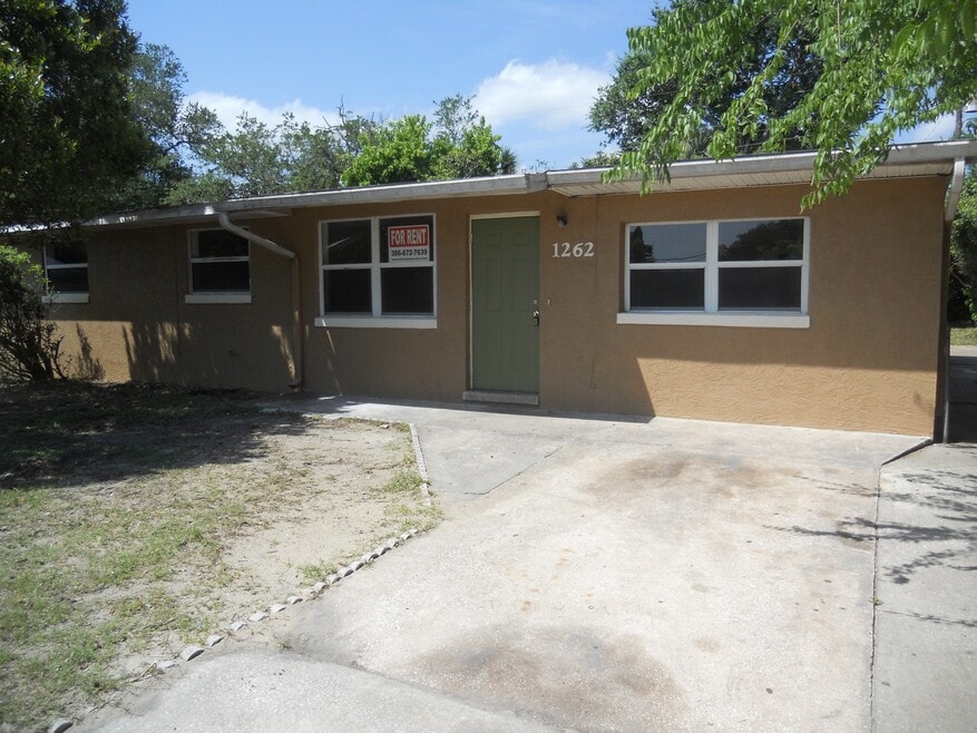 1262 Essex Rd