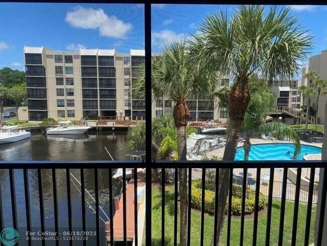 Photo - 11 Royal Palm Way Condo Unit 303