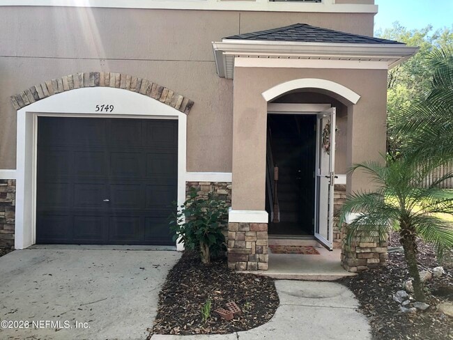 Photo - 5749 Parkstone Crossing Dr
