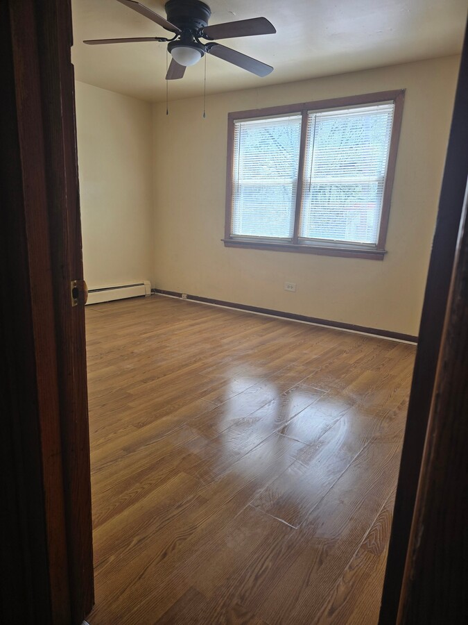 Photo - 1325 W Garfield Blvd Unit #2D