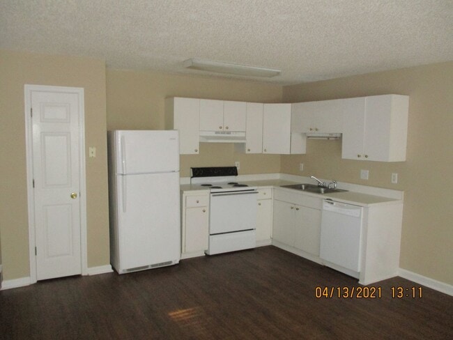 Photo - 2507 Cardinal St