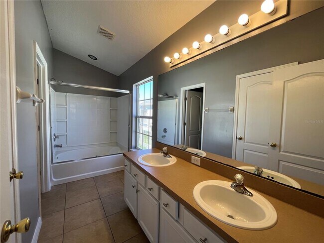 Photo - 7125 Red Lantern Dr Unit 17A