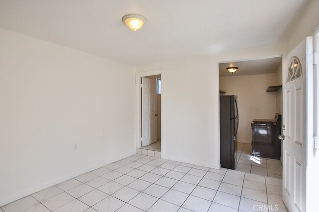 Photo - 607 Camulos St