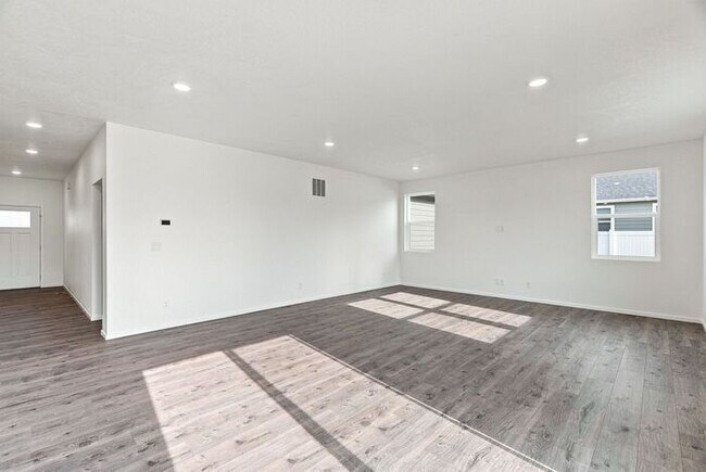 Photo - Spacious 5-Bedroom with Loft with 3-Car Garage