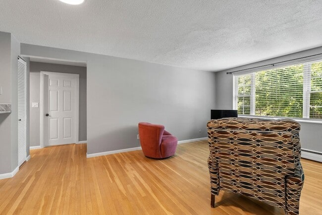 Photo - 99 Cluff Crossing Rd Unit F10