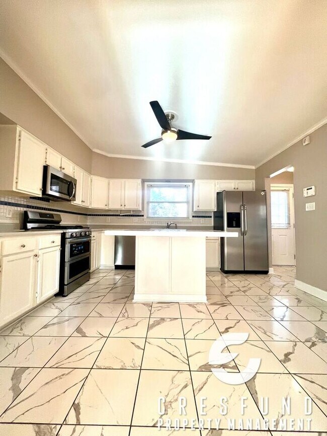 Photo - ? Modern 3 Bedroom / 2 Bath Home – A Cook’s Dream Kitchen & Perfect Outdoor Oasis! ?