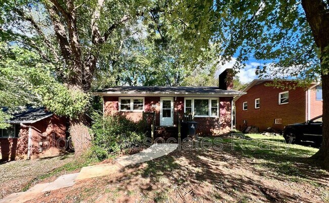 Photo - 139 Endsley Ave