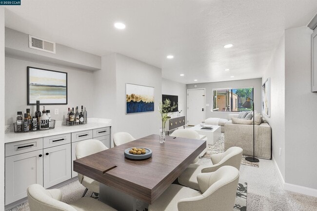 Building Photo - Comfortable updated 2 bedroom near Concord... Rental