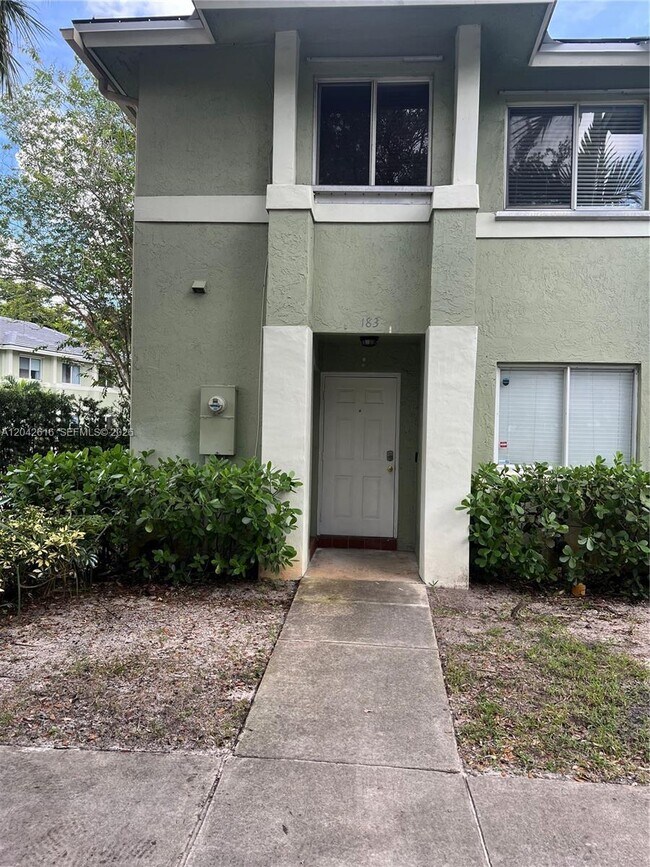 183 Hidden Ct Rd