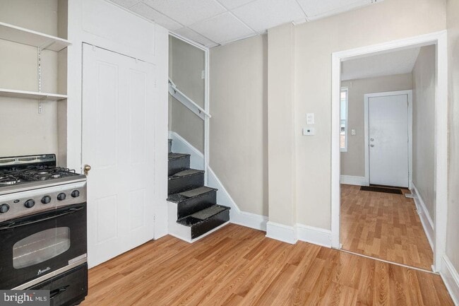 Photo - Charming 2 Bedroom Townhome in Fishtown | Private Yard & Modern Updates