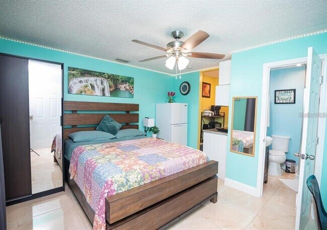 Photo - 111 Cuautla Way