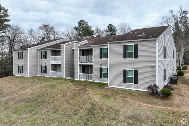 Pine Knoll Apartments
